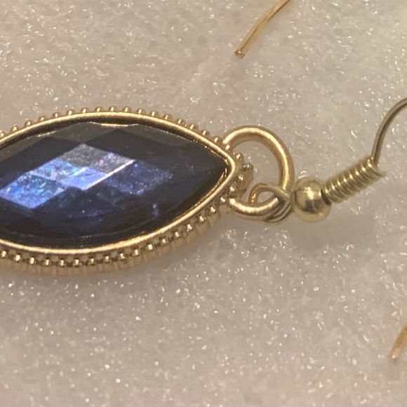 Excellent condition - Picture 2 of 4